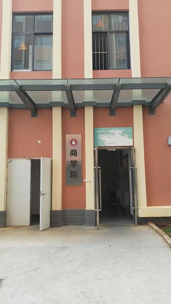 赢盈配资 开宝马、住别墅、朋友圈晒旅游的老赖们，“没钱”还债